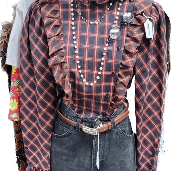 Vintage 80’s Red Plaid Ruffled Blouse - Picture 3 of 10